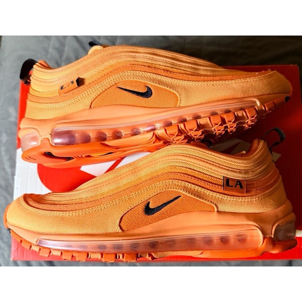 NIKE AIR MAX 97 CITY EDITION SIZE 9